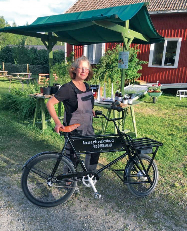 Ulrike Seiner som driver Axmar Bruksbod och Axmars Bed & Breakfast.