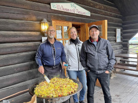 Vezo Johansson och Veronica och Sten Åström.